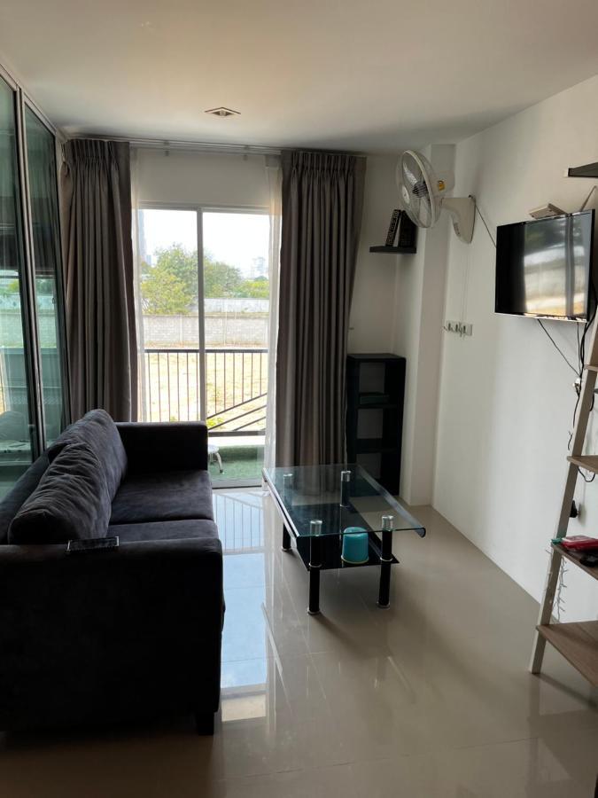 Trio Gems Condo Near Beach And Food Market Jomtien Beach Εξωτερικό φωτογραφία